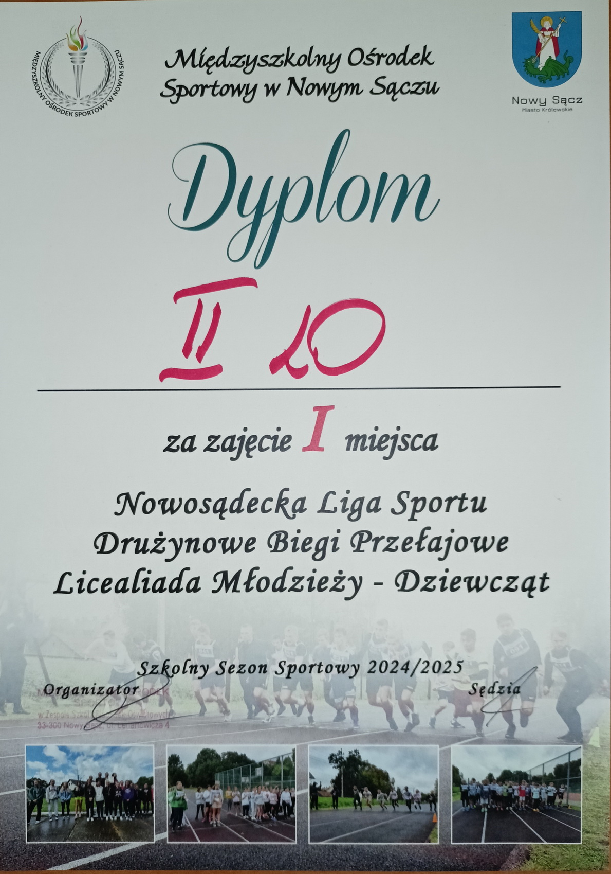Zdjęcie Drużynowe biegi przełajowe 04-2025 (8)fad94262-fa47-4229-994a-e209a08875ef.jpg w galerii Mistrzostwa Nowego Sącza w Drużynowych Biegach Przełajowych Dziewcząt